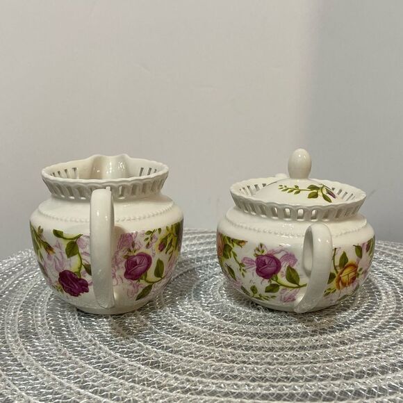 Royal Albert Pierced Cream and Sugar Set Old Country Roses NWT - Picture 7 of 16